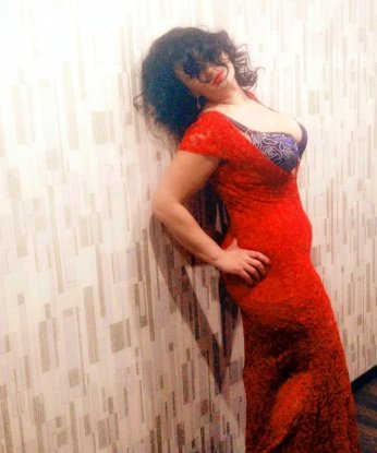 Мои услуги не ограничены лишь красивым внешним видом, ведь я также обладаю точным чувством ритма и стиля. Мои возможности безграничны, и я открыта для экспериментов. Я готова подарить тебе самые незабываемые моменты, полные удовольствия. Мои отзывы говорят сами за себя - мои клиенты всегда возвращаются ко мне снова и снова, наслаждаясь моими услугами. Посмотри мои фото и ты увидишь искру страсти в моих глазах. Я готова погрузиться в мир наслаждения вместе с тобой. 💋 2611, 45 лет